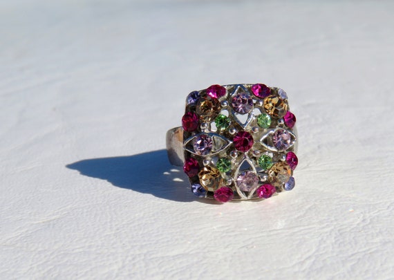 Stunning Vintage Silver Gemstone Ring // Size 7 Si