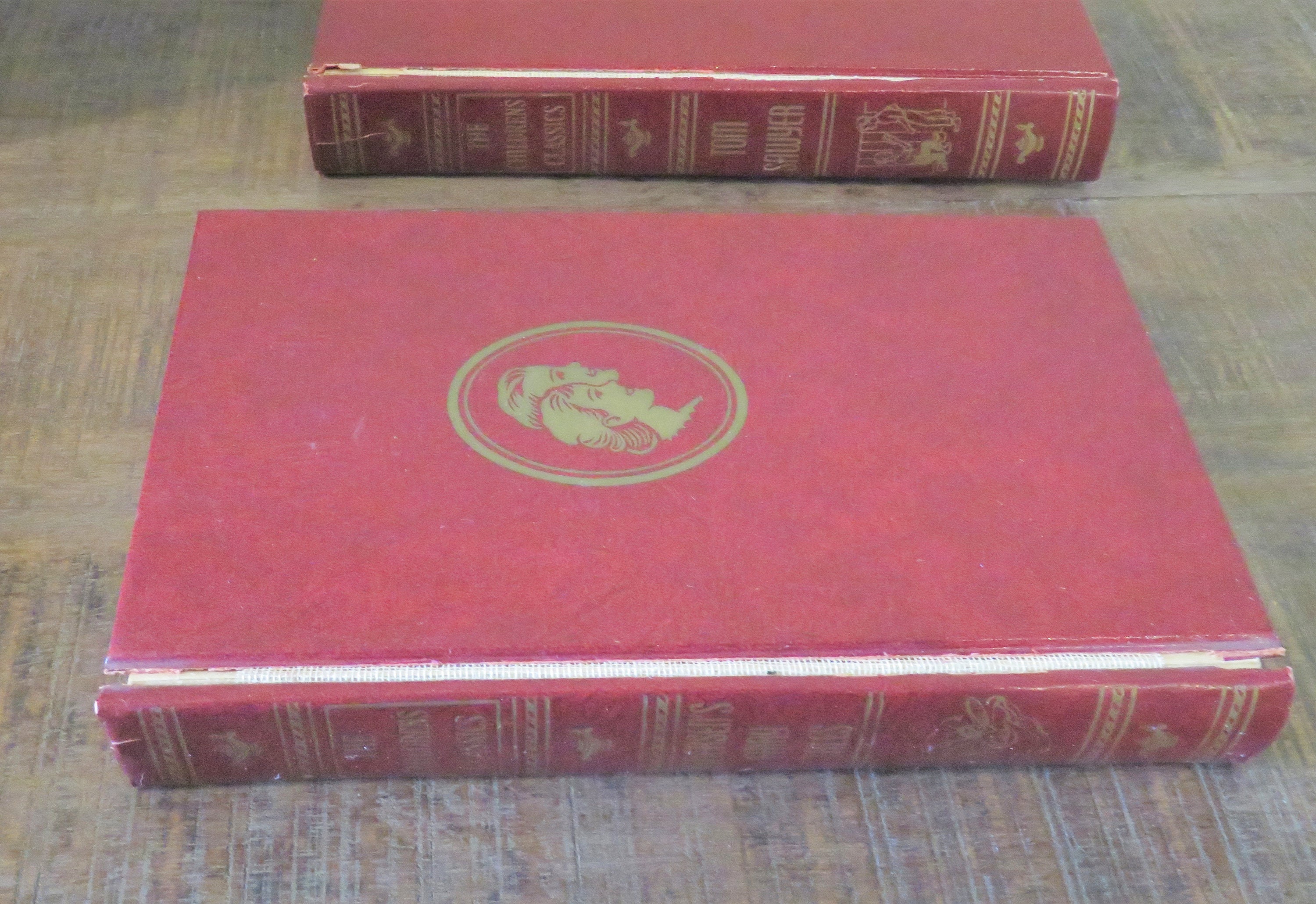 The Children's Classics Book Set // Eight Book Set