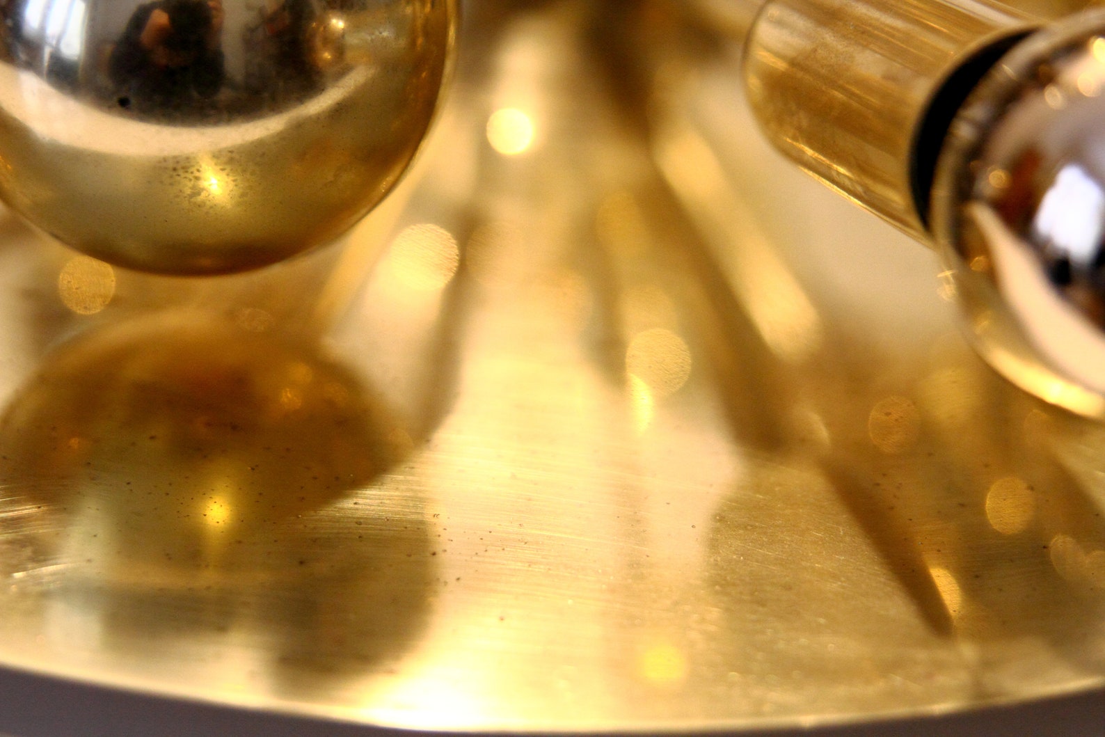 Große goldene Deckenleuchte im Sputnik-Design von Cosack aus | Etsy