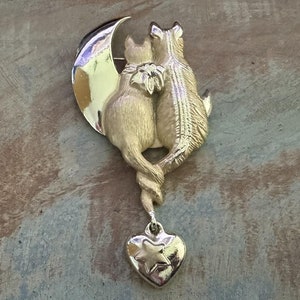 Vintage AJC Cattails Brooch. Lovely Cat Couple Brooch, Shiny & Matte Gold Tone Brooch Pin. Signed AJC Cat Lovers Jewelry Brooch Pin