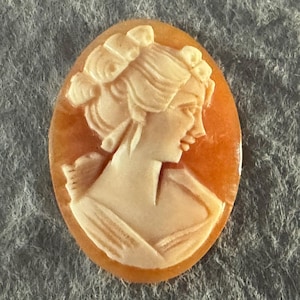 Mid Century 25.5x19 mm Loose Real Shell Cameo, Vintage Genuine Hand Carved Woman Profile Shell Cameo