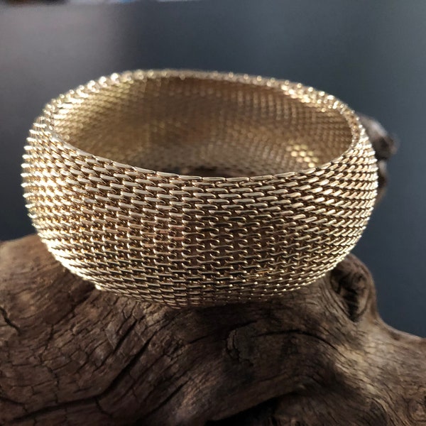 Gorgeous Mesh Wide Bracelet. Statement Mesh Woven Bracelet. Gold Tone Massive Bangle Bracelet.