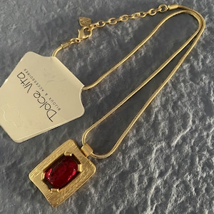 DOLCE VITA Signed Pendant Chain Necklace. Necklace Mate Gold Tone Lucite Cabochon Pendant Necklace. Vintage Designer Runway Couture Necklace