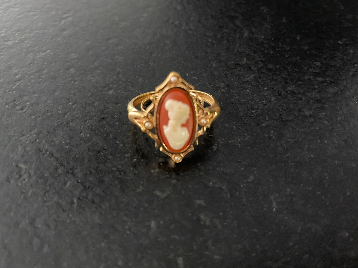 Vintage 70s Avon Cameo Adjustable Ring. Signed AVON Oval Cameo | Etsy