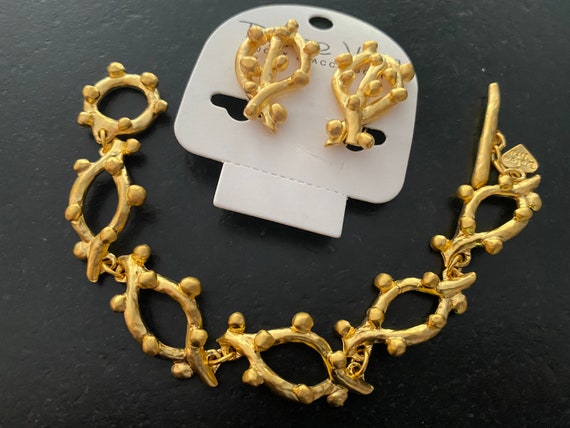 DOLCE VITA Signed Bracelet & Clip On Earrings Dem… - image 3