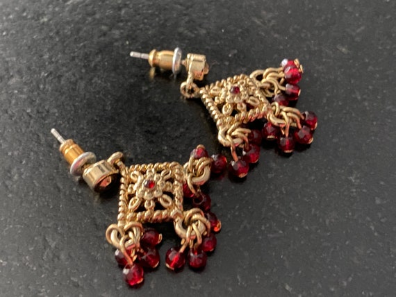 Liz Claiborne Dangle Beads Pierced Earrings. Sign… - image 6