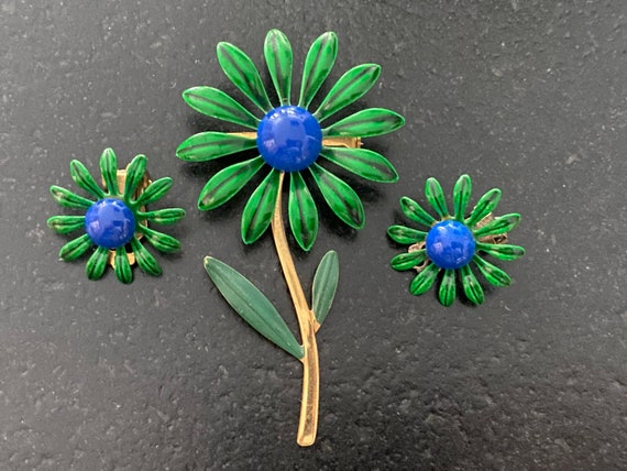 Vintage Flower Brooch and Earrings Set, Green & B… - image 1