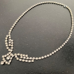 Vintage Clear Rhinestone Choker Necklace, Elegant Silver Tone Rhinestone Necklace,  Rhinestone Vintage Retro Necklace.