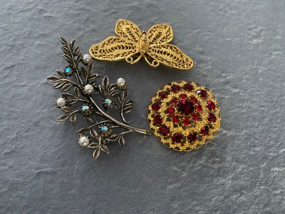 Lot 3 Vintage Brooches, Red Glass Czech Rhineston… - image 2