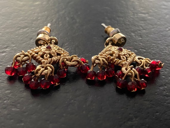 Liz Claiborne Dangle Beads Pierced Earrings. Sign… - image 3