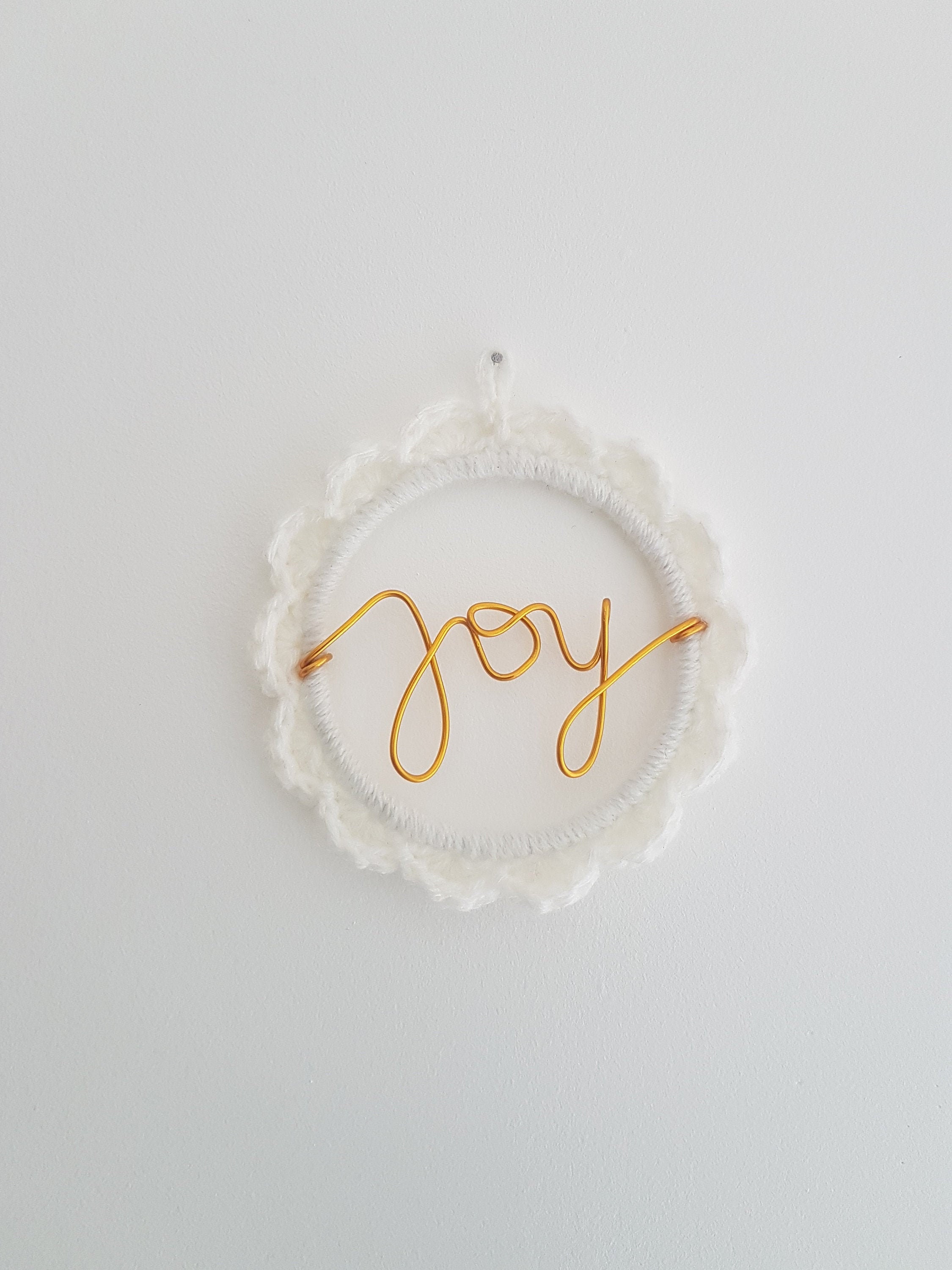 Cadre Au Crochet avec Message, Cadre Rond Crocheté Pour Déco Chambre Bébé, Joy