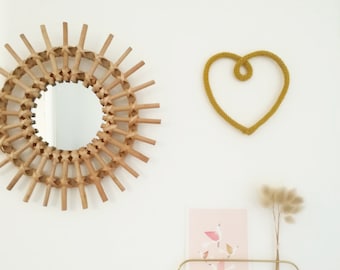 Colgante de pared con forma de corazón tejido a mano – decoración de pared personalizada con forma de corazón – decoración poética hecha a mano