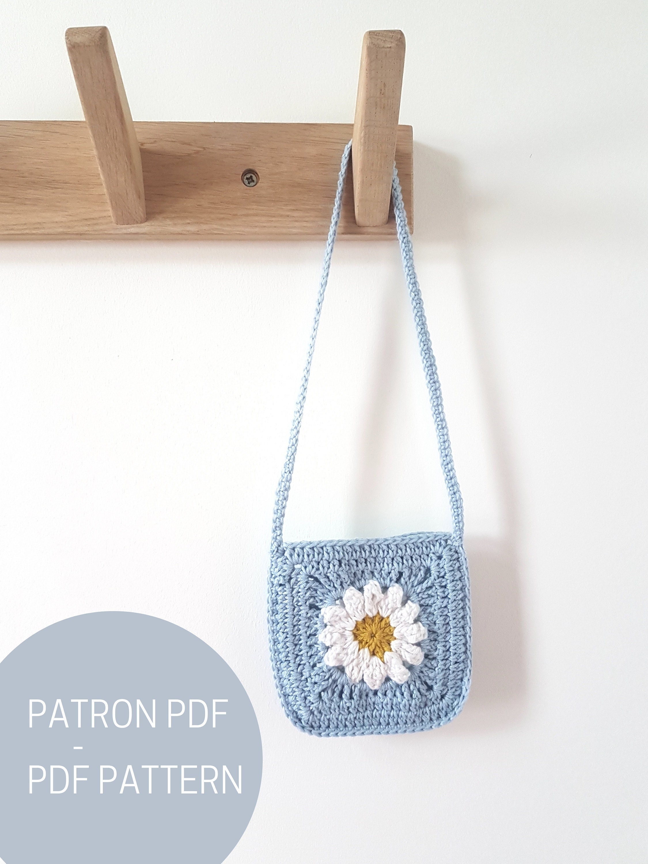 Cute little crochet bag made in 1 hour 🥰 #CrochetIdeas #CrochetersOfT, granny square tutorials