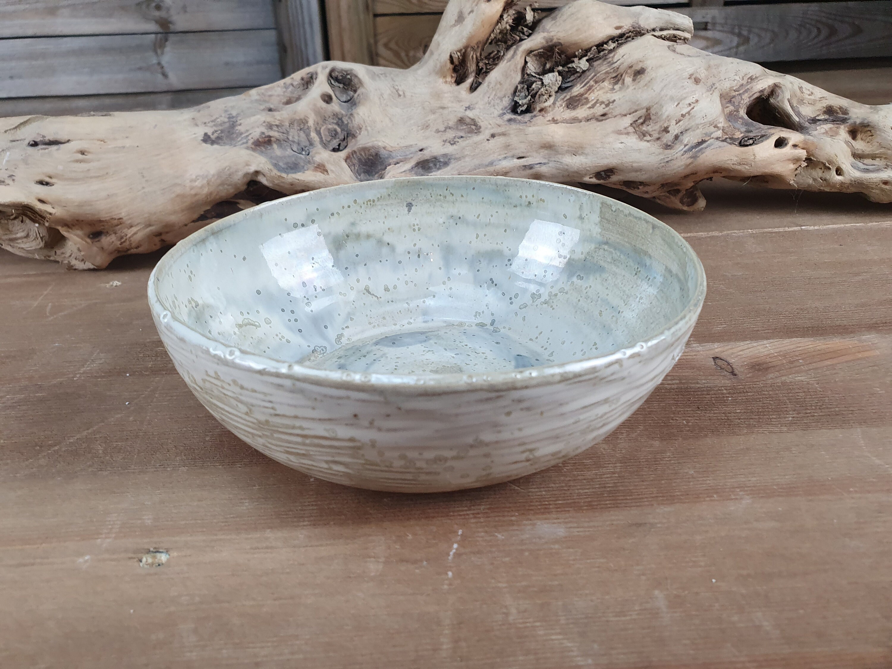 Bol ou Coupelle en Grès Émaillé Réalisé Au Tour de Potier, Blanc et Gris Violet, Bol Artisanal Pour 