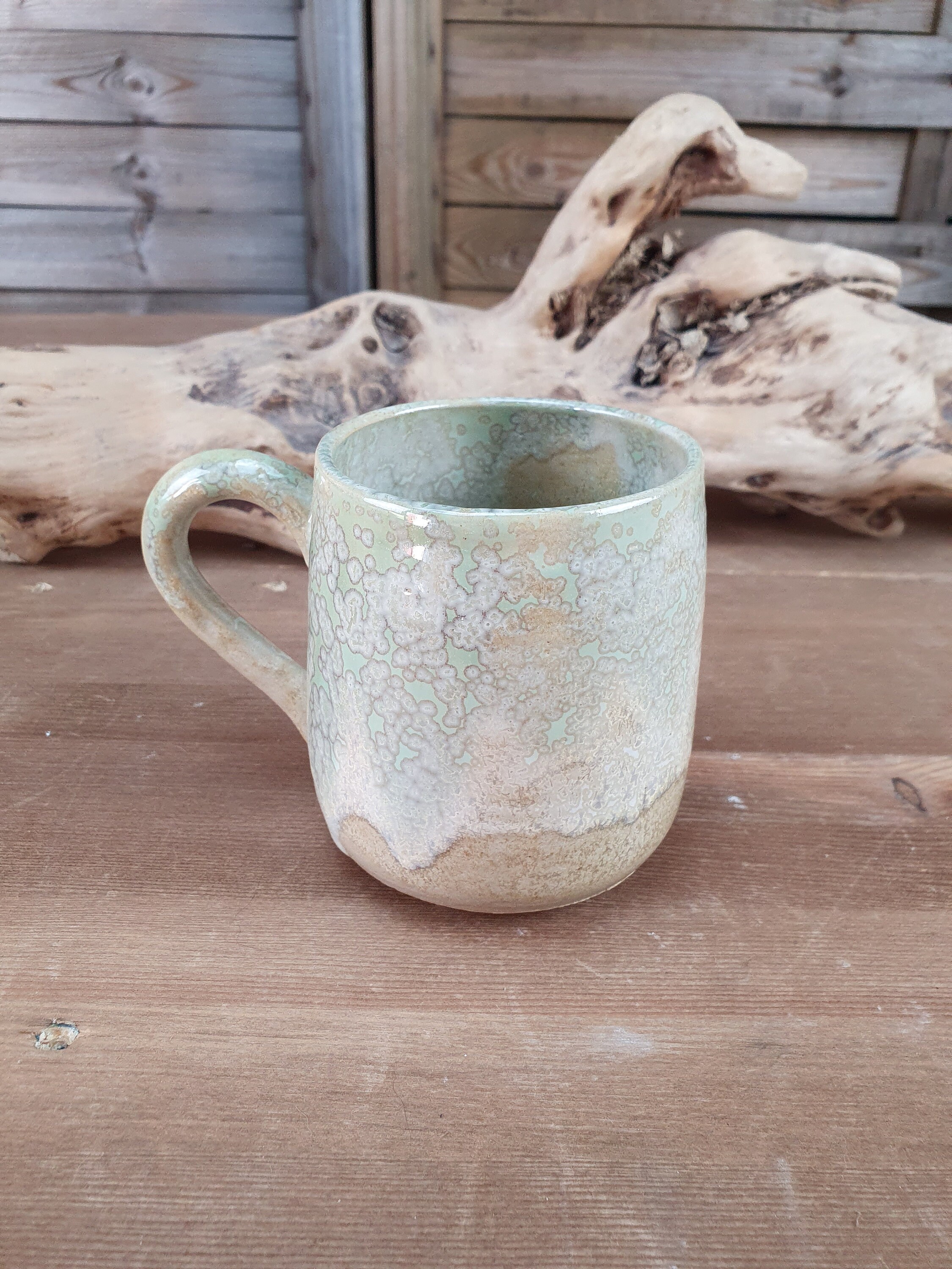 Tasse, en Grès Émaillé, Verte Claire et Blanche Pour Le Thé ou Café, Fabrication Artisanale