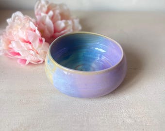 Ciotola in gres con smalto turchese, rosa e bianco – Ciotola bassa in ceramica realizzata a mano – Ciotola per la colazione