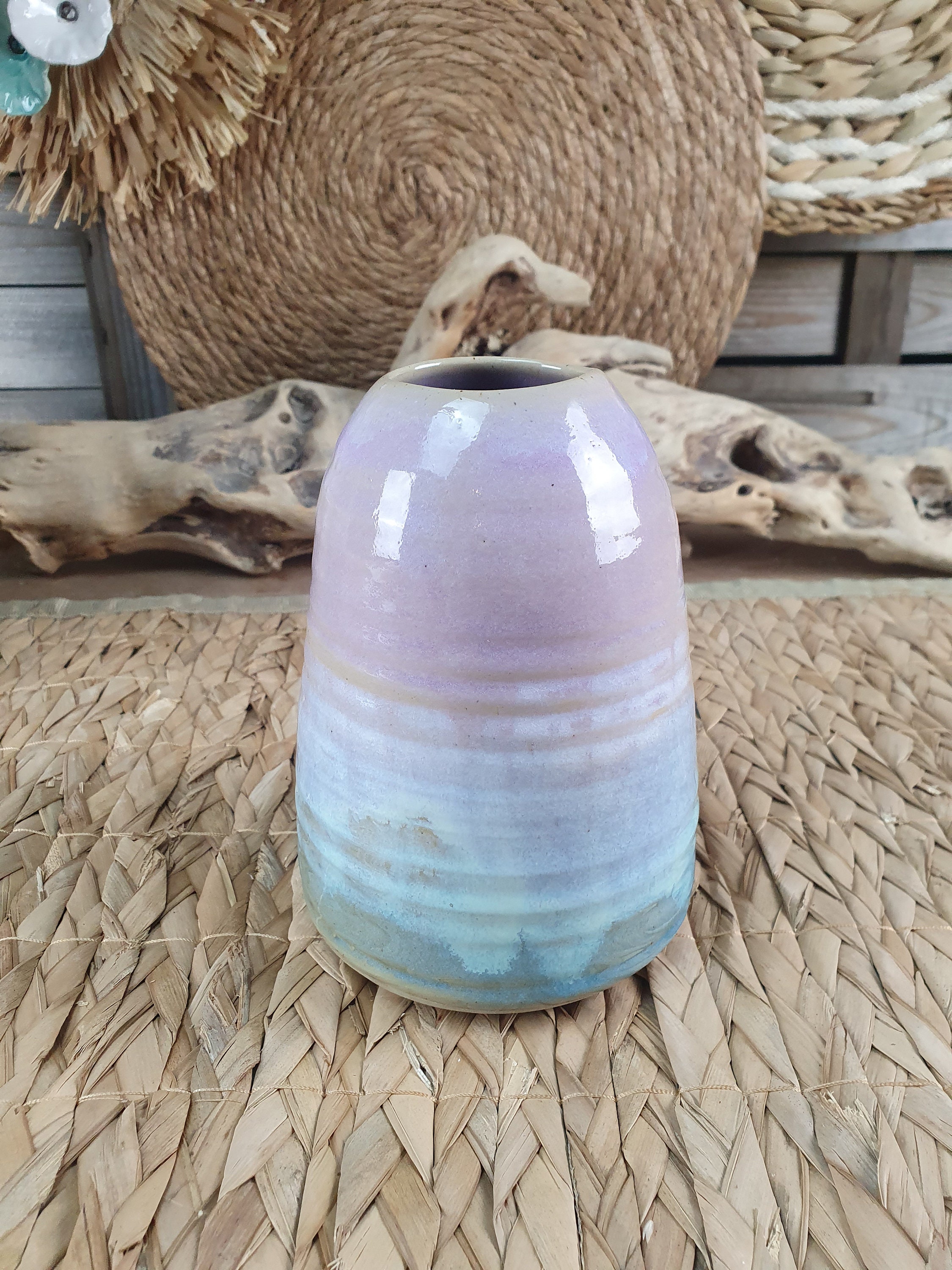 Vase en Céramique Blanc, Rose et Bleu Turquoise Création Artisanale Pour Votre Décoration Intérieur