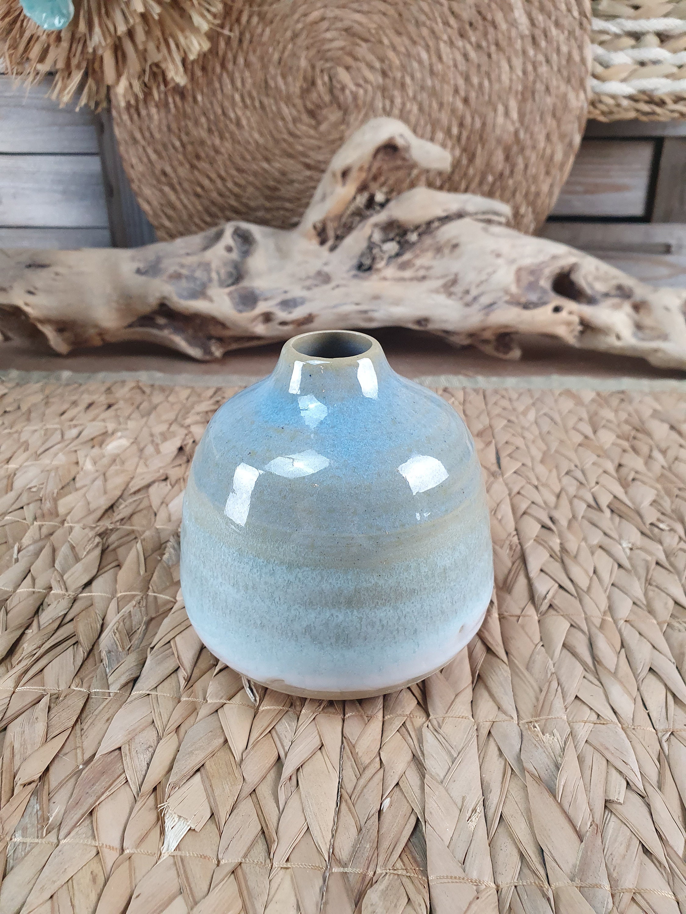 Vase en Céramique Blanc et Bleu Turquoise, Création Artisanale Pour Votre Décoration Intérieur