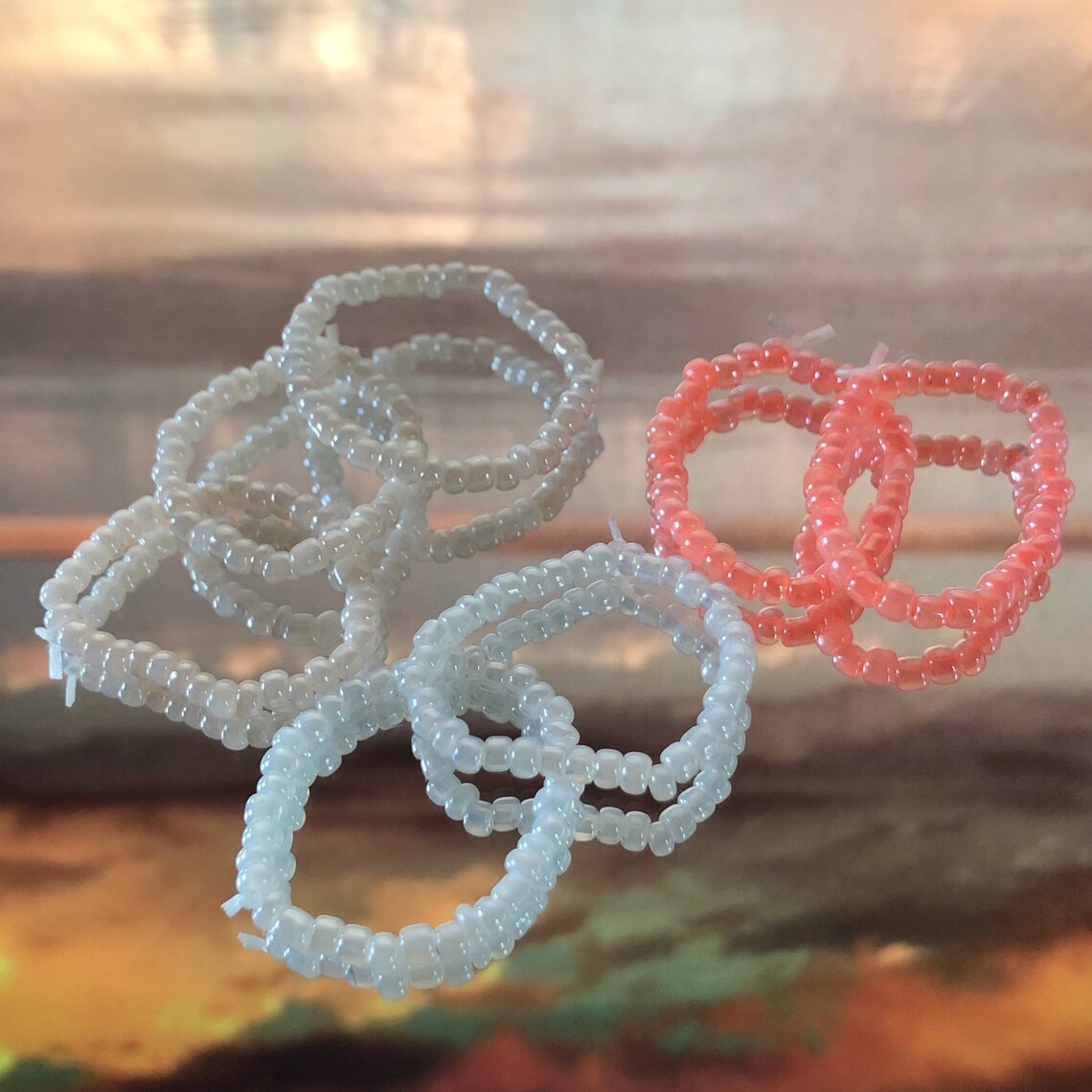 Kleine stapelbare Perlen Ringe | Etsy