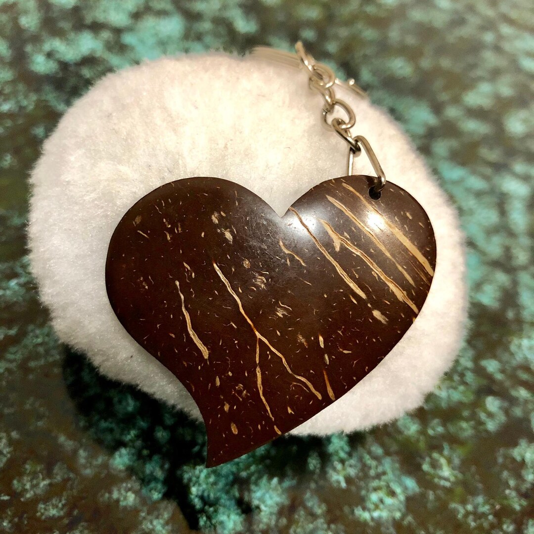 Handmade Coconut Shell KeyTag KeyChain/Ring Heart Cute Unique Souvenir Gift  New
