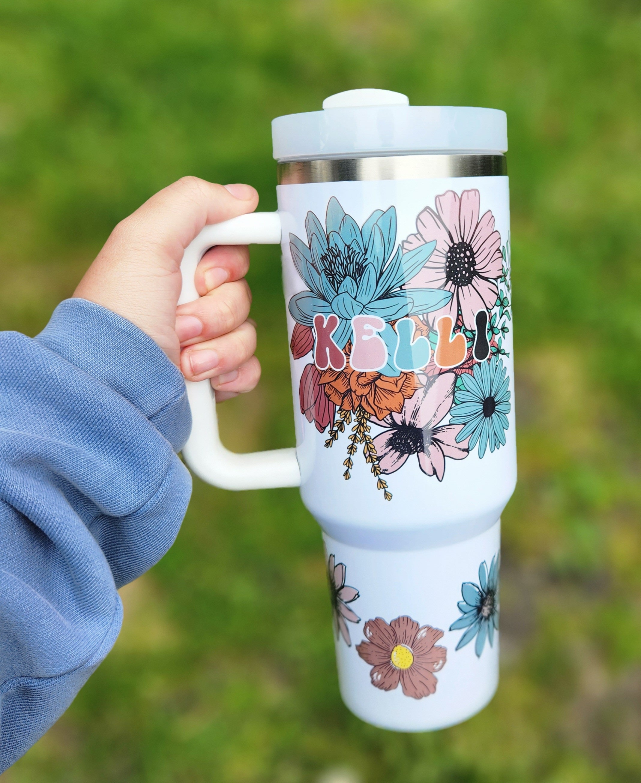Personalized 40oz Tumbler for Moms, Matte White Travel Mug with Handle & Straw - Perfect for Hot or Cold Drinks