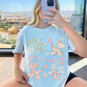 Balloon Dog Shirt, Cute But Twisted Coquette T-shirt, Funny Animal Meme Graphic Tee for Women, Trendy Clowncore Clothing, Kidcore Tshirts