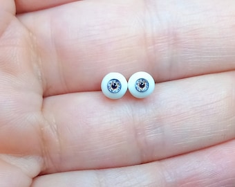 PAR DE OJOS muñeca cristal resina 4mm . Iris gris clarito 2mm . Para muñecos, miniaturas, adornos.