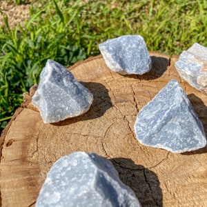 Raw Angelite Crystal / Rough Blue Anhydrite Angel Stone / Astral Travel / Inner Guidance / Consciousness / Awareness / Communication