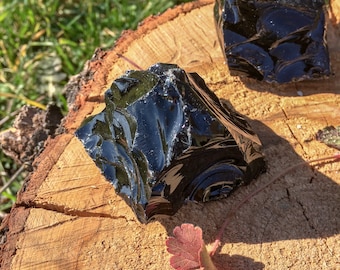 Rough Black Obsidian Crystal / Raw Stone / Base Chakra / Aura Cleanse / Protection / Grounding / Transformation / Metamorphoses / Negativity