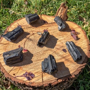 Raw Black Tourmaline Crystal / Rough Stone / October Birthstone / Base Chakra / Protection / Cleansing / Negative Energy / Grounding / Power