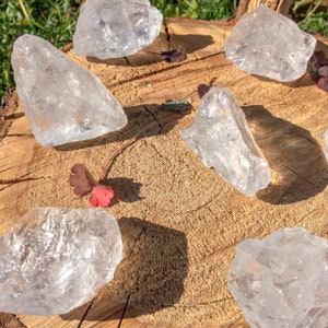 Rough Clear Quartz Stone / Raw Rock Crystal / Transparent / April Birthstone / Crown Chakra / Harmony / Energy Healing / Clarity / Calmness