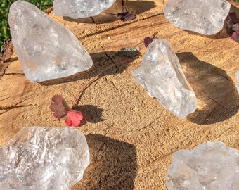Rough Clear Quartz Stone / Raw Rock Crystal / Transparent / April Birthstone / Crown Chakra / Harmony / Energy Healing / Clarity / Calmness