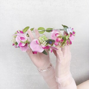 ブライダルヘアのつるピンクの花、ブラッシュフラワークラウン、ブラッシュウェディングヘアピース