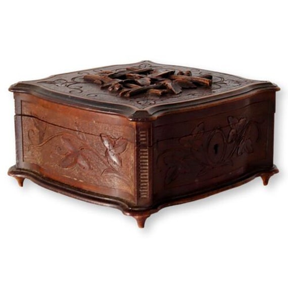 Antique Hand-Carved Black Forest Box - image 3