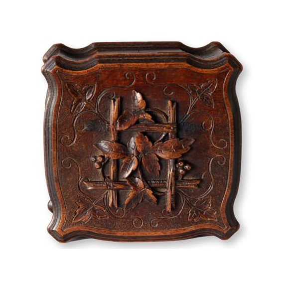 Antique Hand-Carved Black Forest Box - image 2