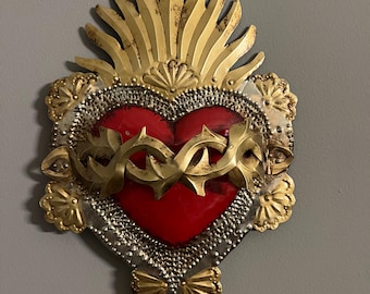 Törnekrona, Sacred Heart Milagro, Antik katolsk heminredning