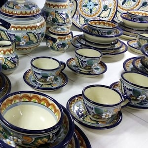 Serviesset voor 12, handgemaakt Puebla-steengoed, luxe servies voor microbruiloften