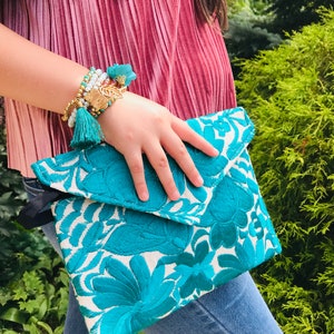 Embroidered mexican Purse, boho Clutches, mothers day gift, Mexican bag, cartera mexicana, dia de las madres, elegant clutch