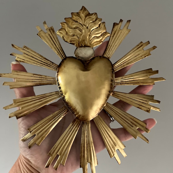 Small Mexican Sacred Heart Milagro Wall Decor, Folk Art 7"x7"