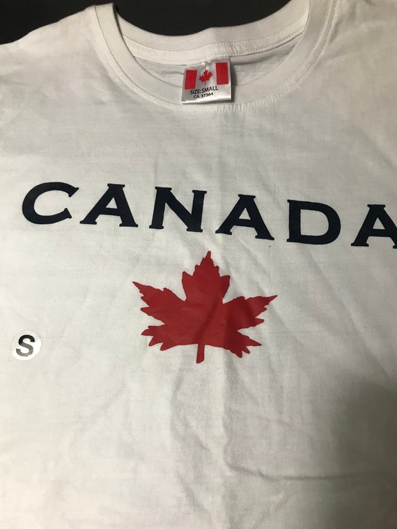 Vintage Canada T-shirt size Small 100% Cotton - image 6