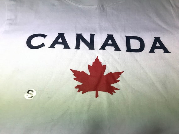 Vintage Canada T-shirt size Small 100% Cotton - image 3