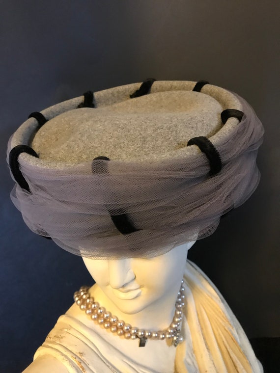 Vintage Woman’s Turban Crown Hat, Goodyear’s Depa… - image 3