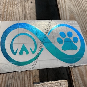 Infinity sticker met hoef- en pootafdruk. Hondenmoeder, paardenmoeder, autostickers, kleur naar keuze. Cadeaus voor haar