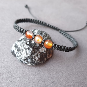 Carnelian bracelet. Carnelian jewelry. Macrame bracelet. July birthstone. In the UK