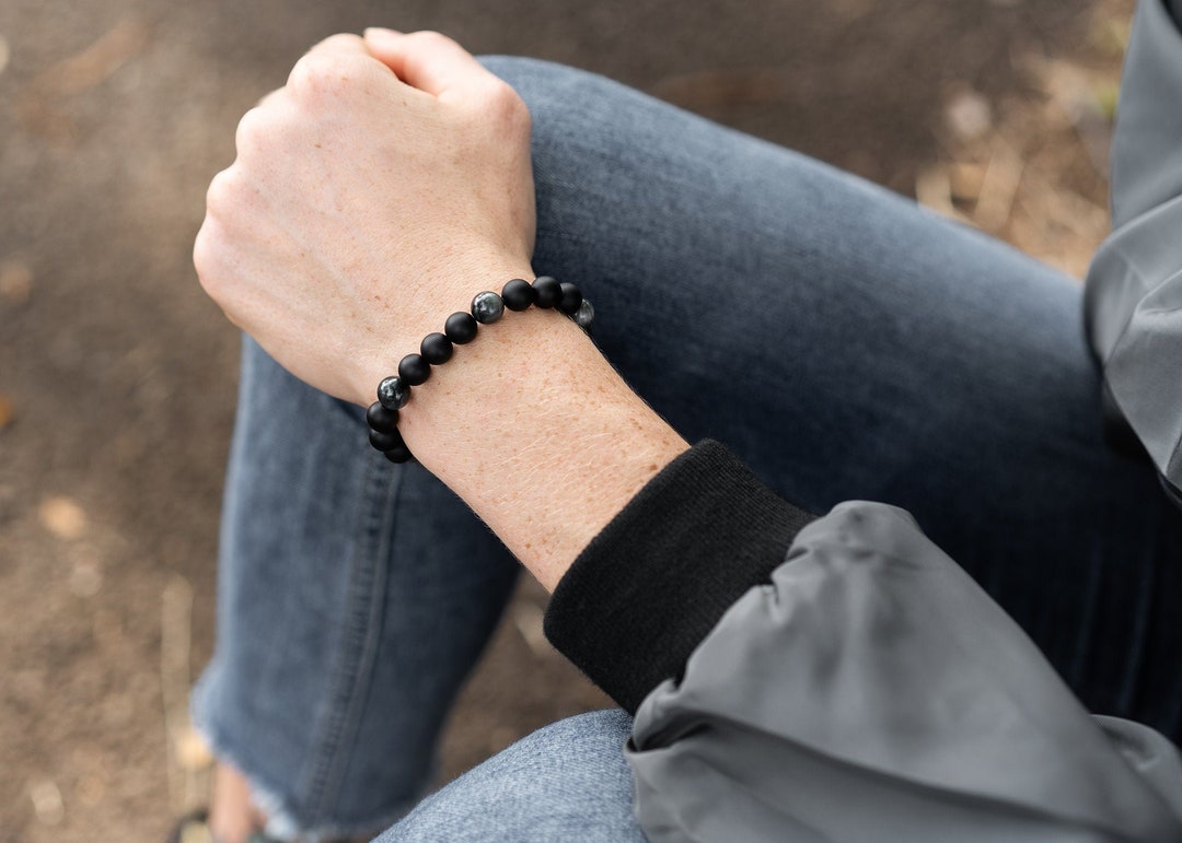 Eagle Eye Bracelet Gray and Matte Black Onyx Gemstone Bracelet Beads