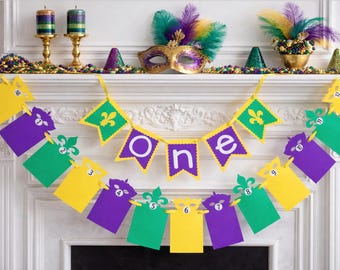 Mardi Gras First Birthday Banner, One Banner with Monthly Photo Cards, Mardi Gras Baby Birthday Decor, 1st Birthday Photo Garland
