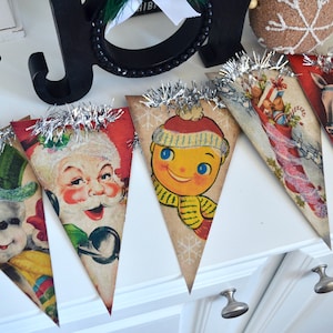 Retro Vintage Style Christmas Banner, Vintage Santa, Snowman, Reindeer Vintage Style Garland, Nostalgic Christmas banner, rustic christmas