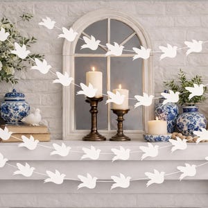 Guirnalda de palomas blancas: decoración para bodas, bautizos y fiestas de despedida de soltera.