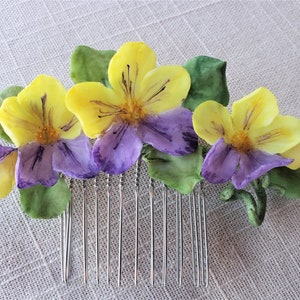 Pansy Hair Comb