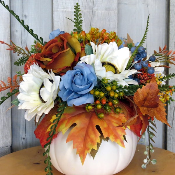 Fall Basket, Fall centerpiece, Pumpkin centerpiece, Farmhouse Thanksgiving, Fall Decor, Floral Basket, Pumpkin centerpiece